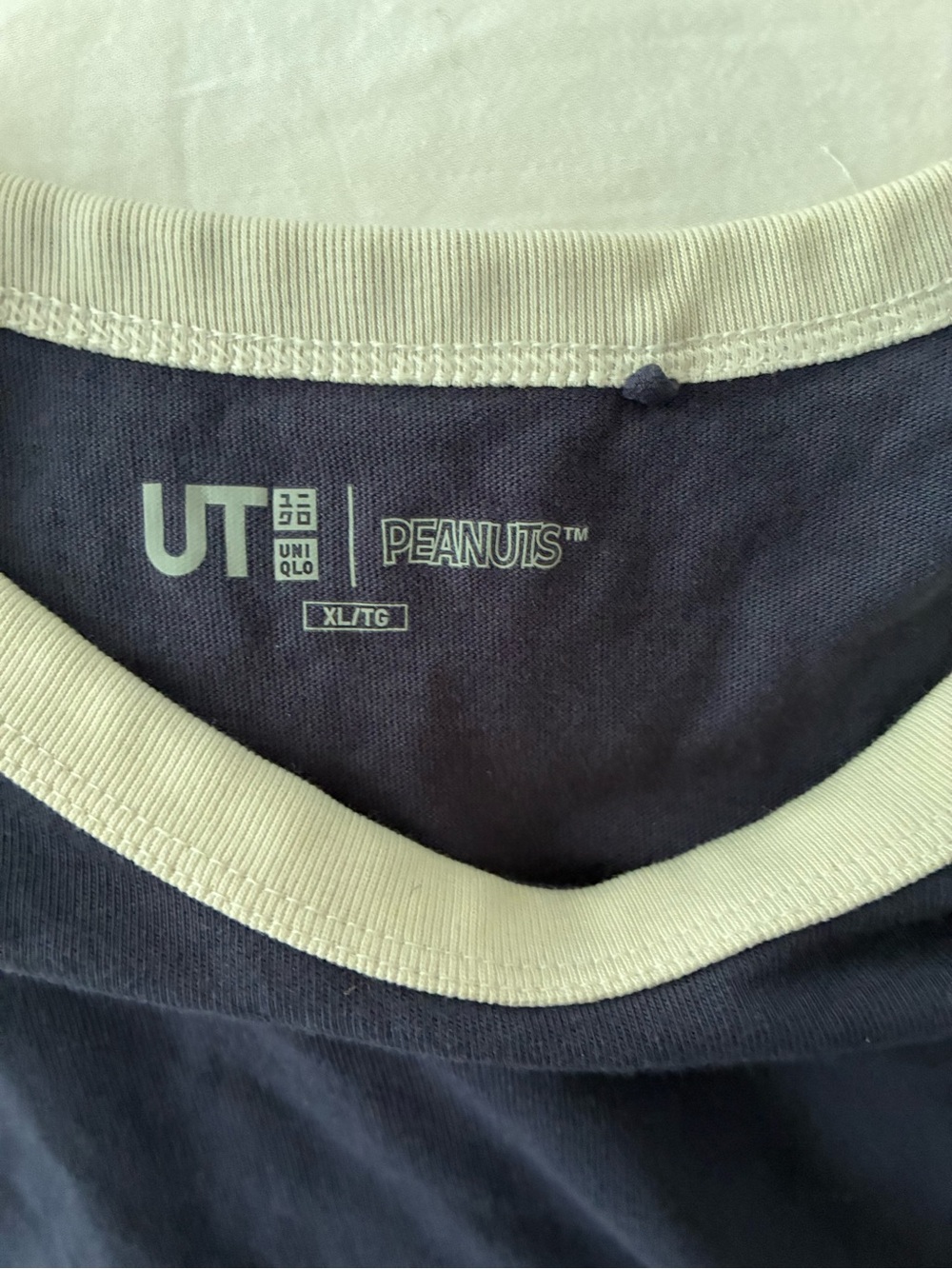 Uniqlo x Penuts Tshirt - Picture 2 of 3